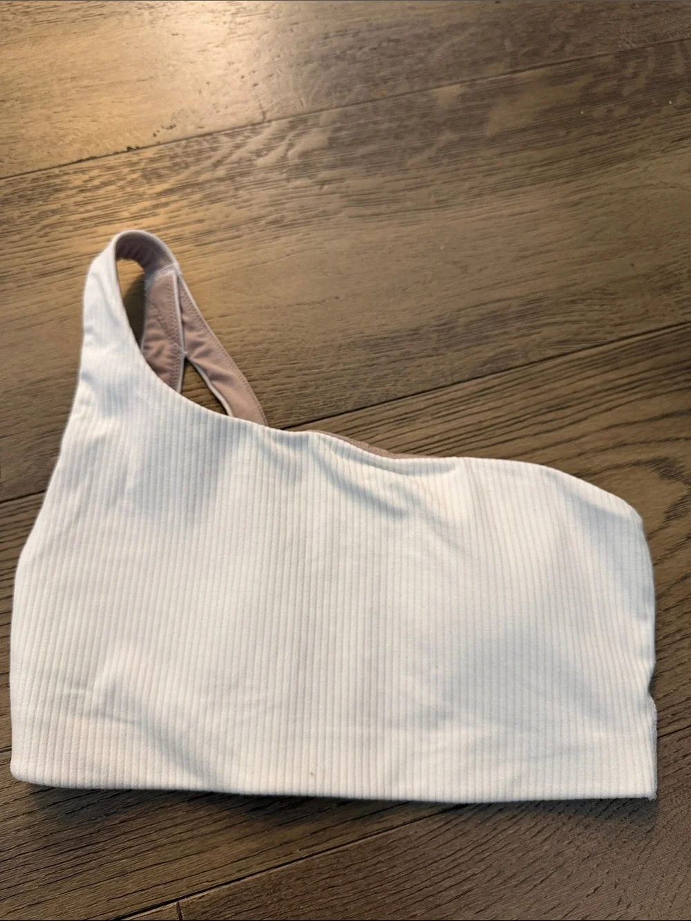 lululemon athletica Ribbed one shoulder white sports bra Top size 4